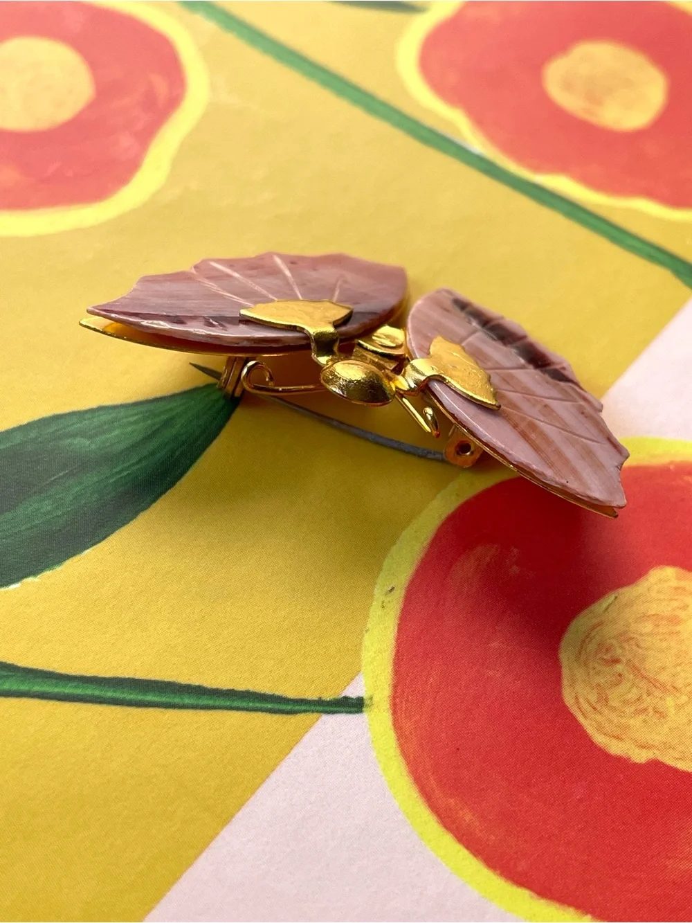 Vintage goldtone & pink shell butterfly brooch wilderkind boho